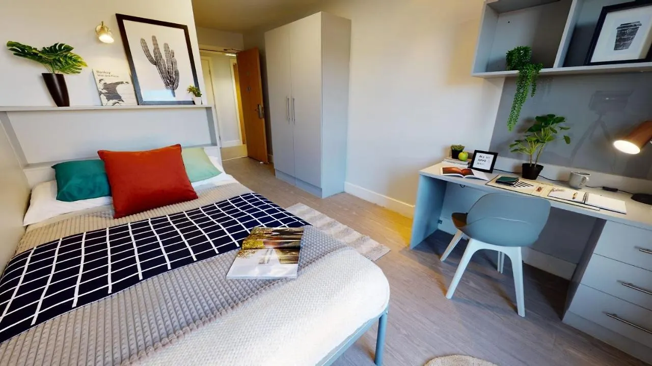 Studios And Ensuite Bedrooms With Shared Kitchen At Fountainbridge In Edinburgh