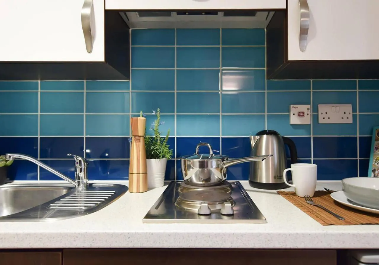 Studios And Ensuite Bedrooms With Shared Kitchen At Fountainbridge In Edinburgh Apartmán